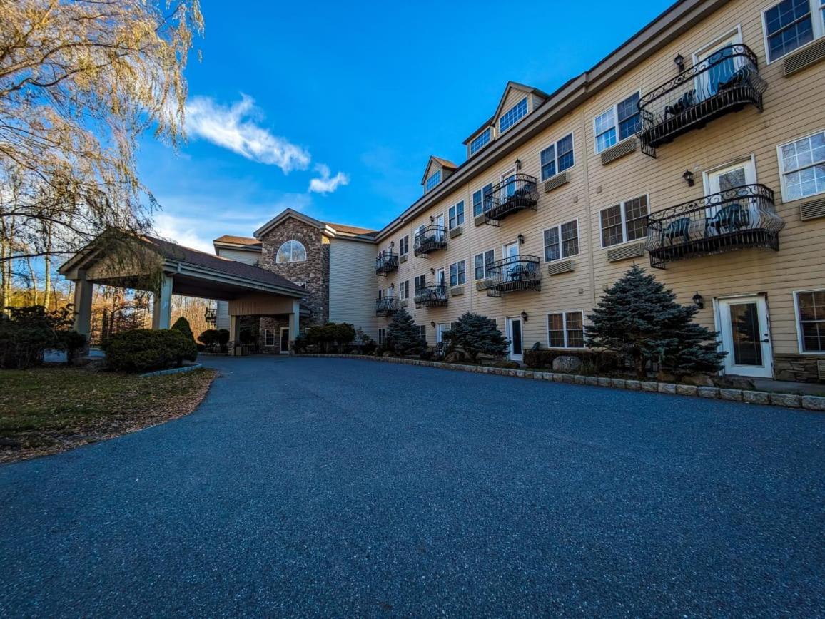 The Willowbrook Golf Hotel At Split Rock Lake Harmony Dış mekan fotoğraf